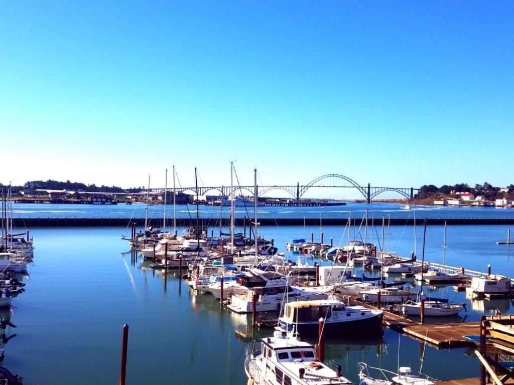 The Landing At Newport Condominium Hotel Exteriör bild